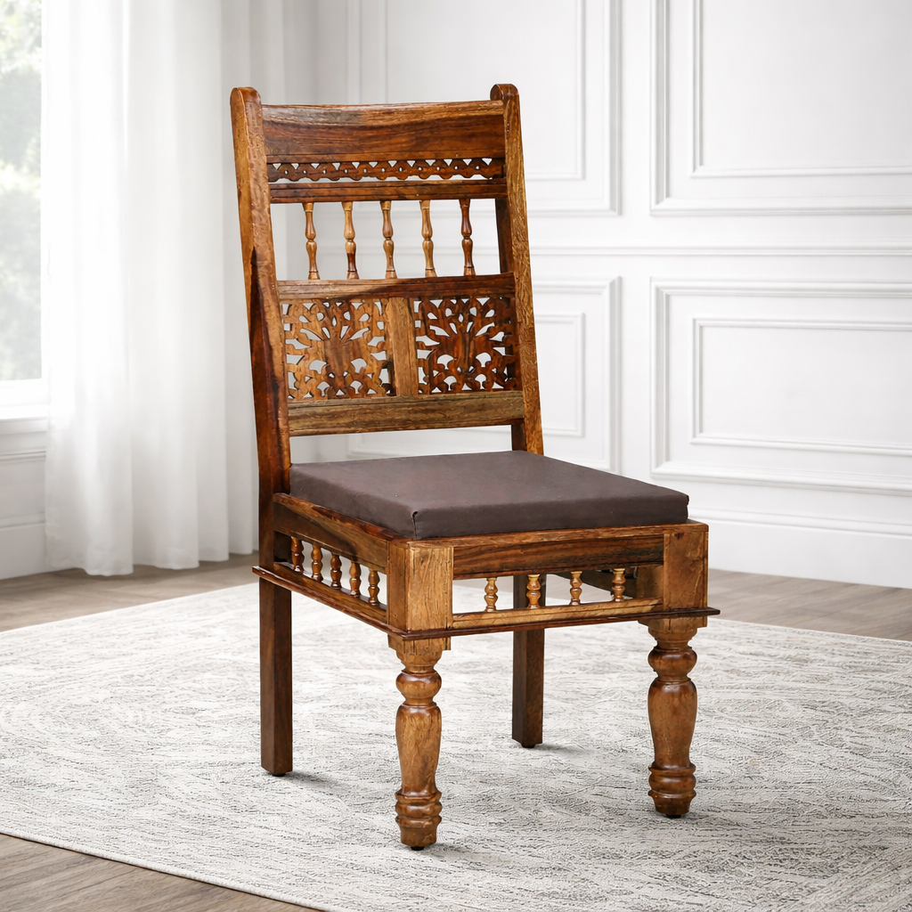 Elegant Panel-Back 6-Seater Dining Set in Teakwood