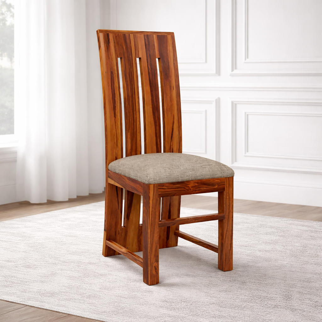 Compact Designer Wave-Back 4-Seater Dining Set in Teakwood